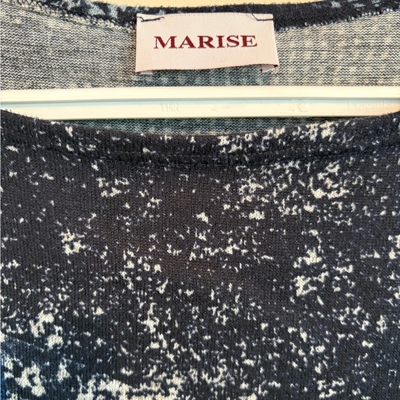 Navy and Blue Patterned Blouse - Picture 3 of 7